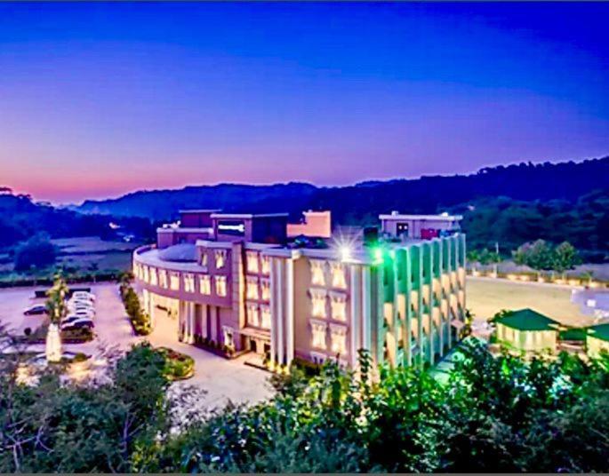 Golden Tulip Chandigarh, Panchkula Luaran gambar
