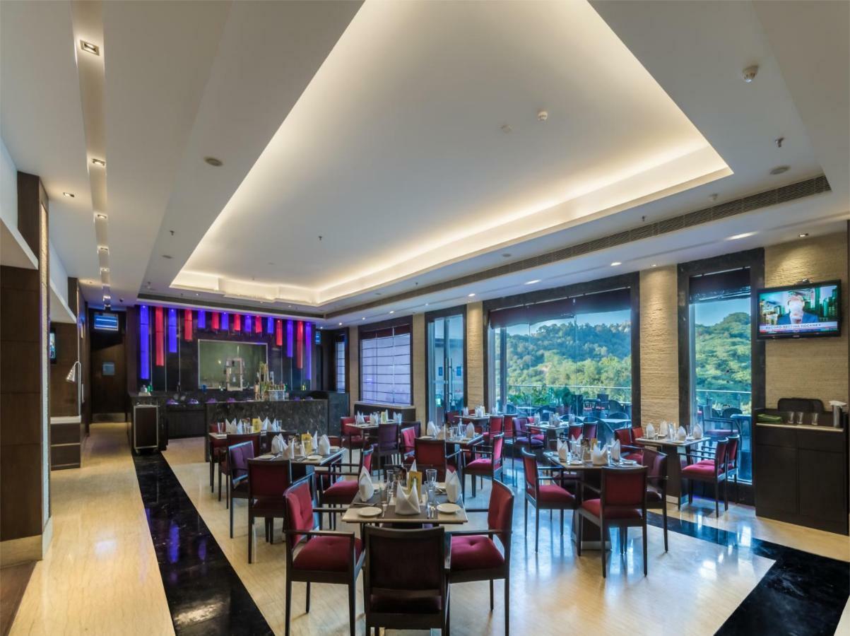 Golden Tulip Chandigarh, Panchkula Luaran gambar