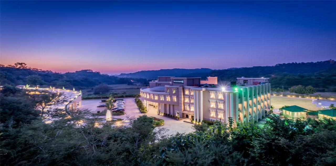 Golden Tulip Chandigarh, Panchkula Luaran gambar